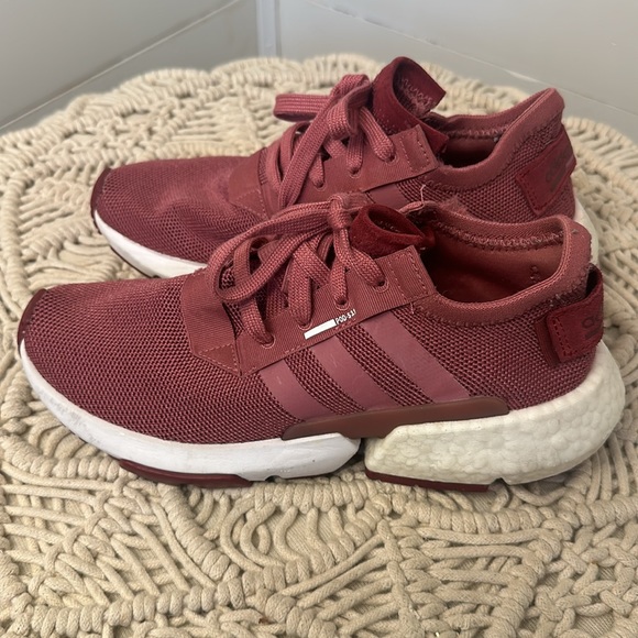 Adidas shoes - Picture 3 of 4